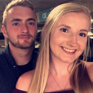 Meet your Posher, Cassandra